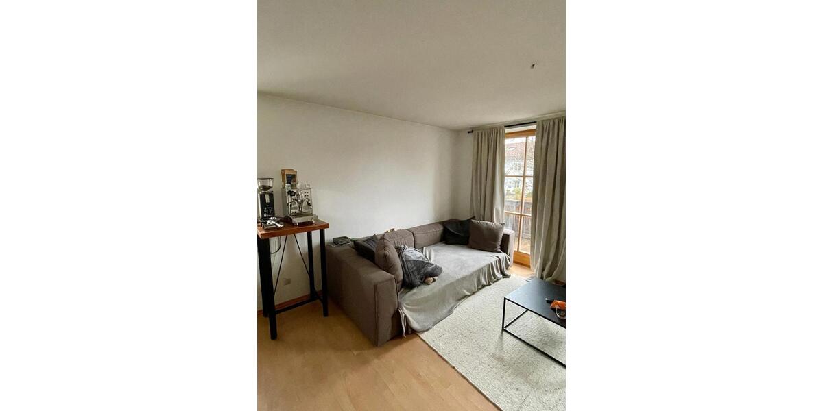 Etagenwohnung Holzkirchen - 2 Zimmer, 62 m&sup2;, 1.250&euro; | Angebot:24803911