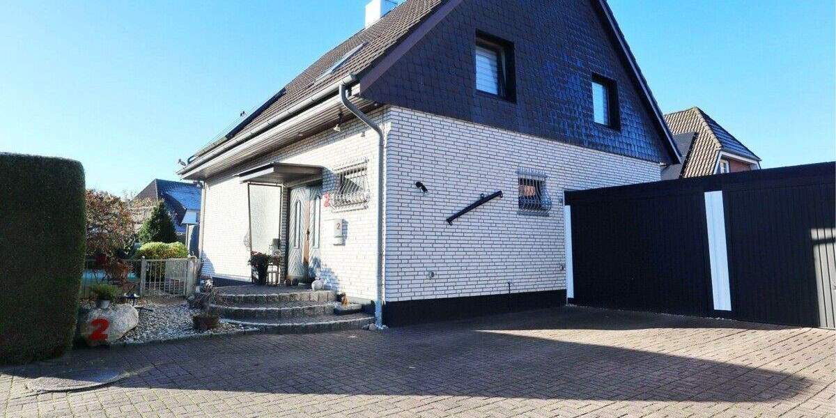 Großräumige 2,5-Zimmer Wohnung auf zwei Ebenen in Henstedt-Ulzburg 2 zimmer