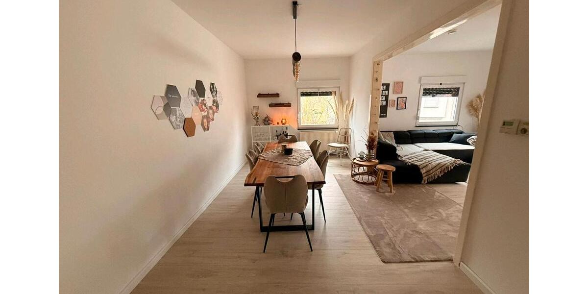 Etagenwohnung Neuwied Block - 4 Zimmer, 120 m&sup2;, 1.100&euro; | Angebot:24328140