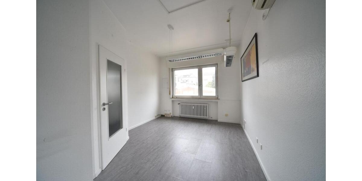 Gewerbeobjekt Oberhausen Alt-Oberhausen - 1.828&euro; | Angebot:26042184