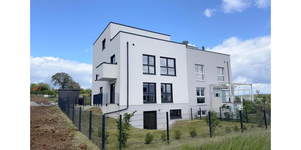 Maisonettenwohnung Wiesbaden Bierstadt - 3 Zimmer, 116 m&sup2;, 2.449&euro; | Angebot:26621155