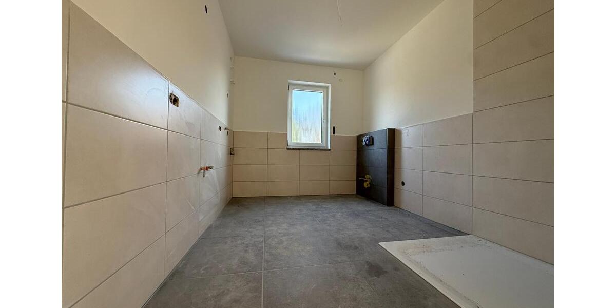 Etagenwohnung Schwarzenfeld - 2 Zimmer, 70 m&sup2;, 820&euro; | Angebot:25930023