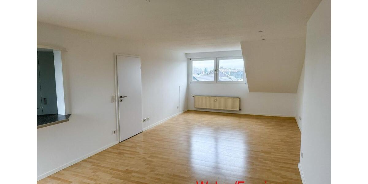 Dachgeschoßwohnung Borken - 3 Zimmer, 81 m&sup2;, 800&euro; | Angebot:24351906