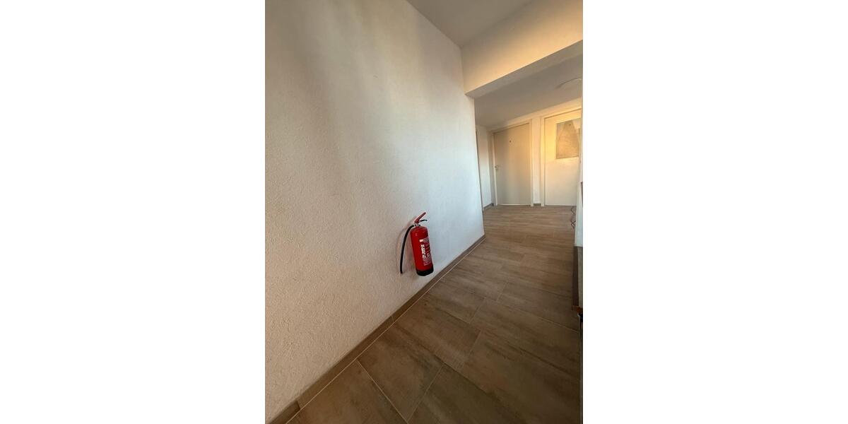 Wohnen auf Zeit Tübingen Derendingen - 1 Zimmer, 12 m&sup2;, 550&euro; | Angebot:26553446