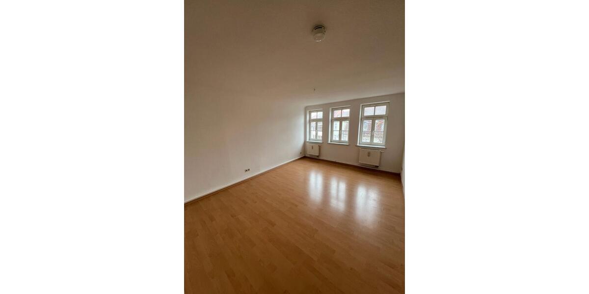 Etagenwohnung Bad Langensalza - 4 Zimmer, 100 m&sup2;, 650&euro; | Angebot:26367199