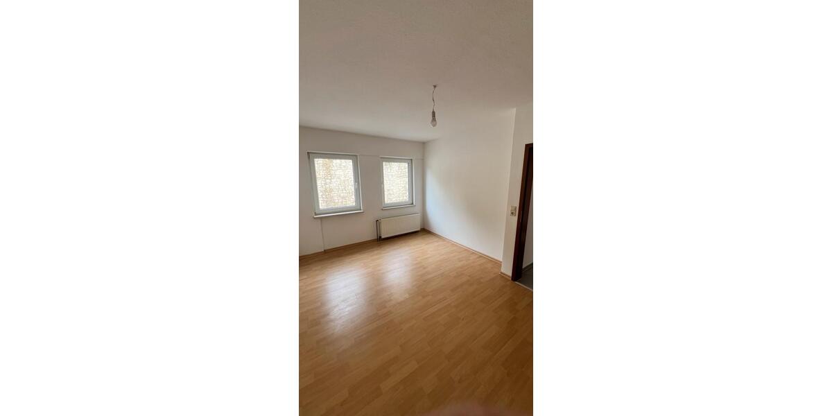 Etagenwohnung Warburg - 3 Zimmer, 75 m&sup2;, 525&euro; | Angebot:26040075