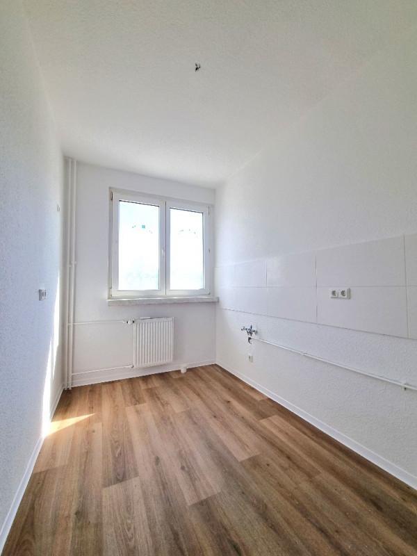 Komplett sanierte 2-Raumwohnung mit Balkon in ruhiger Wohnlage ab dem 01.12.2025 zu vermieten zimmer