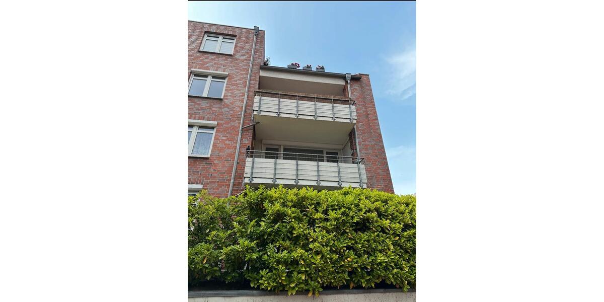 Etagenwohnung Garbsen - 4 Zimmer, 96 m&sup2;, 1.200&euro; | Angebot:26704200