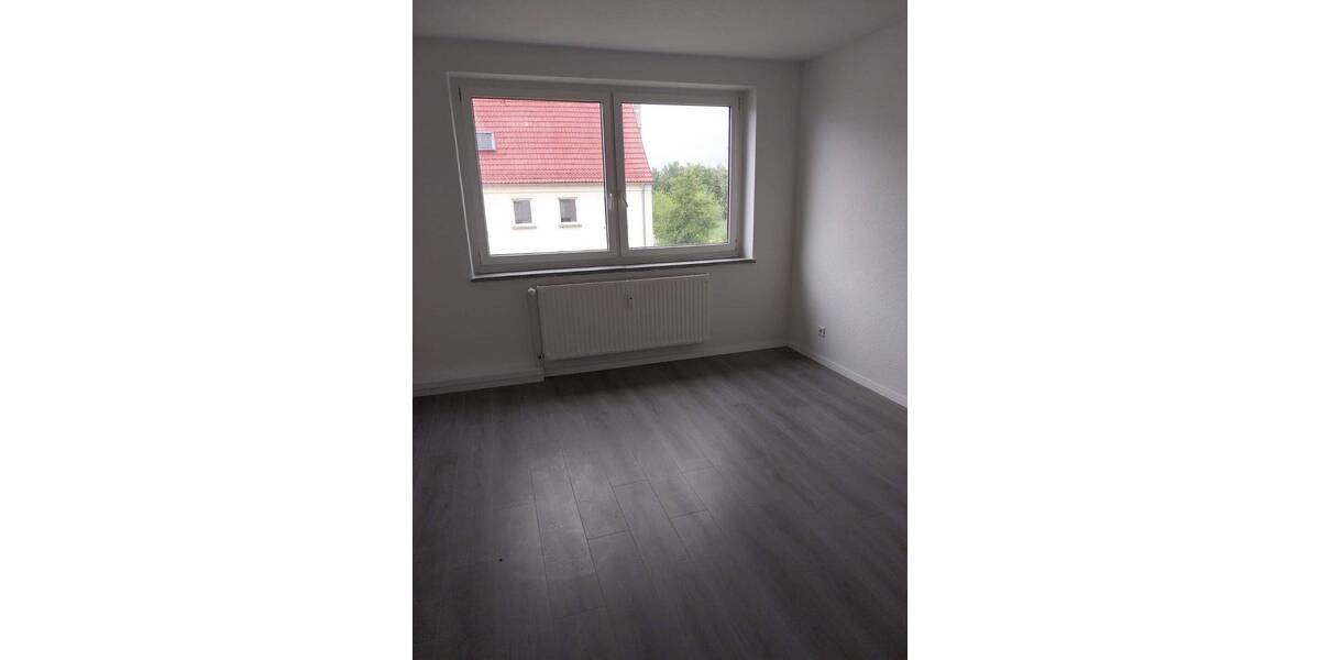 Etagenwohnung Ostrau - 3 Zimmer, 58 m&sup2;, 348&euro; | Angebot:25796168