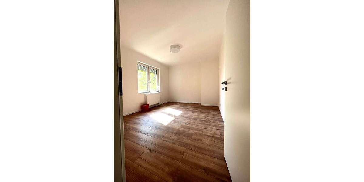 Moderne 4-Zimmer-Wohnung in Ensheim – saniert, hell und ab 01.08. verfügbar - Etagenwohnung Saarbrücken-Halberg Ensheim | Angebot:26986113