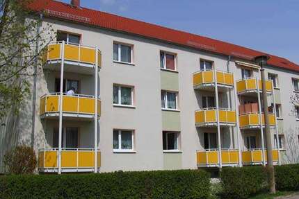 Wohnung Merseburg - 3 Zimmer, 60 m&sup2;, 390&euro; | Angebot:26168822