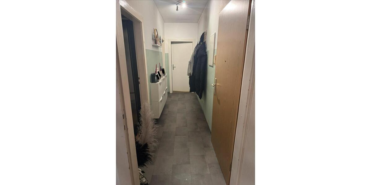 Etagenwohnung Eisenhüttenstadt - 2 Zimmer, 46 m&sup2;, 439&euro; | Angebot:25105320