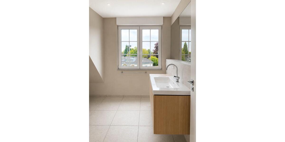 Dachgeschoßwohnung Meerbusch - 2 Zimmer, 85 m&sup2;, 1.530&euro; | Angebot:26620047