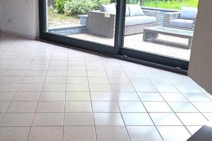 Wohnung Rockenhausen - 4 Zimmer, 145 m&sup2;, 1.375&euro; | Angebot:25225834