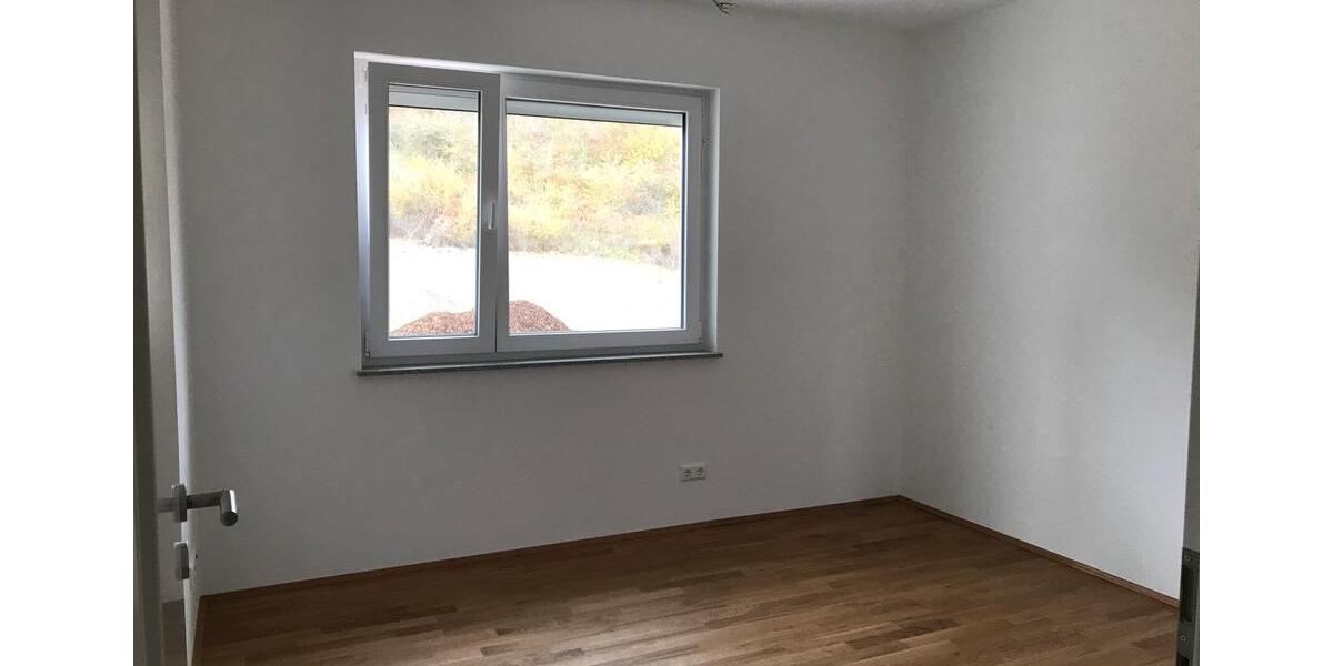 Etagenwohnung Boxberg - 4 Zimmer, 112 m&sup2;, 1.400&euro; | Angebot:24593229