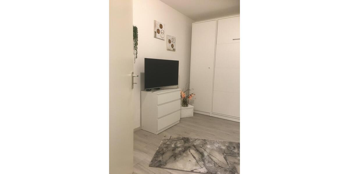 Wohnen auf Zeit Leonberg - 1 Zimmer, 18 m&sup2;, 450&euro; | Angebot:24843132