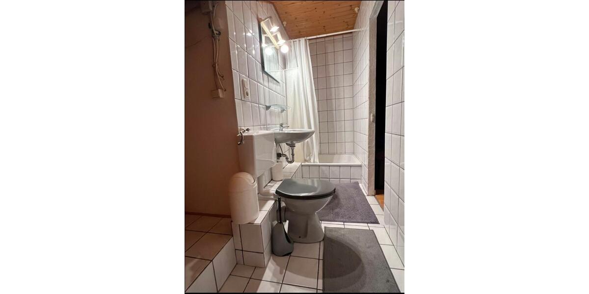 Wohnen auf Zeit Düsseldorf Stadtbezirk 3 - 1 Zimmer, 33 m&sup2;, 500&euro; | Angebot:26201677