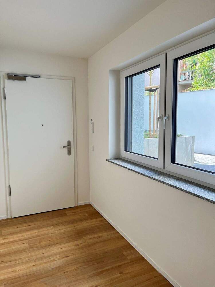 Großzügige, möblierte 1-Zimmer-Wohnung zum Erstbezug!