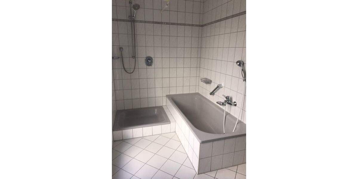 Etagenwohnung Trossingen - 3 Zimmer, 85 m&sup2;, 890&euro; | Angebot:24848237