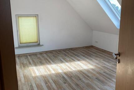 Wohnung Nordenham - 3 Zimmer, 110 m&sup2;, 700&euro; | Angebot:25989960