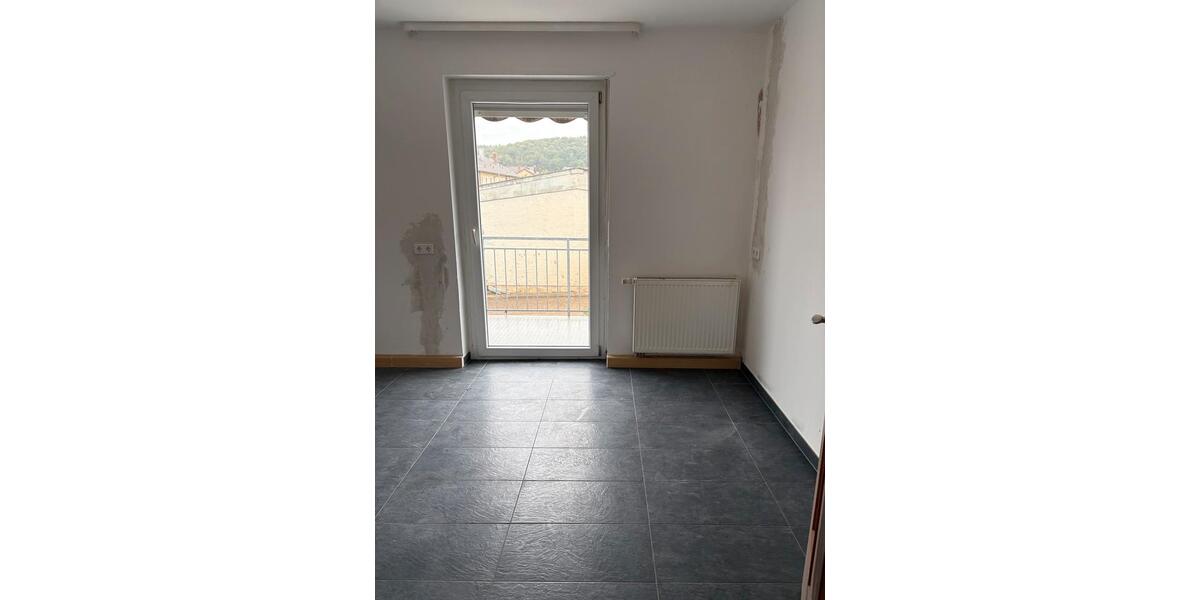 Etagenwohnung Erlenbach am Main - 3 Zimmer, 74 m&sup2;, 650&euro; | Angebot:23813531