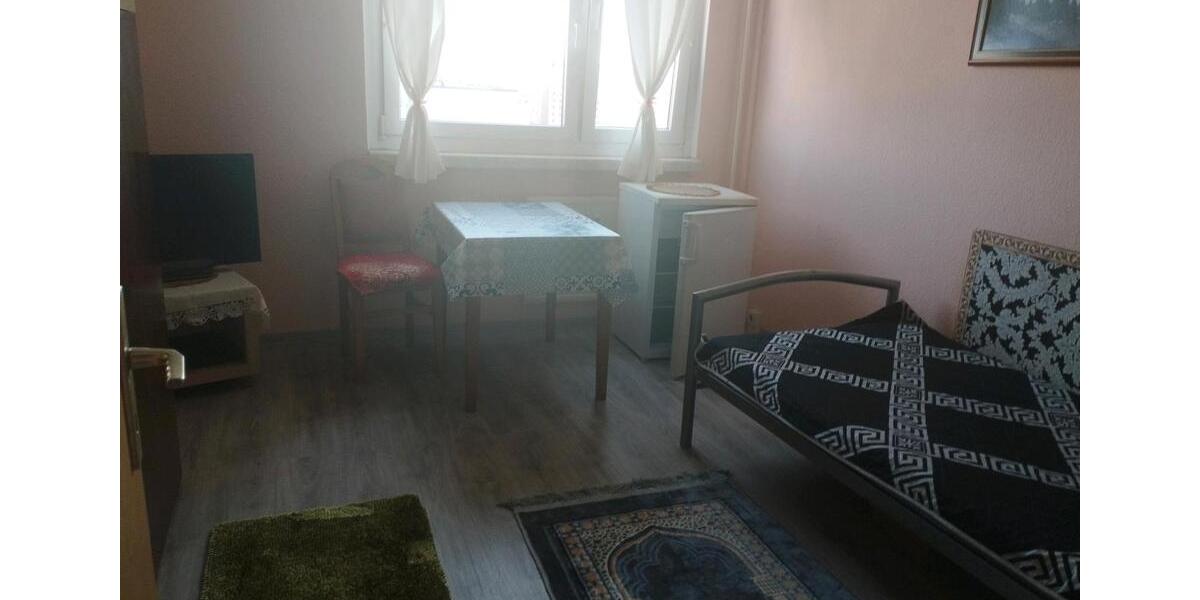 Etagenwohnung Berlin Marzahn-Hellersdorf - 1 Zimmer, 23 m&sup2;, 480&euro; | Angebot:26611544