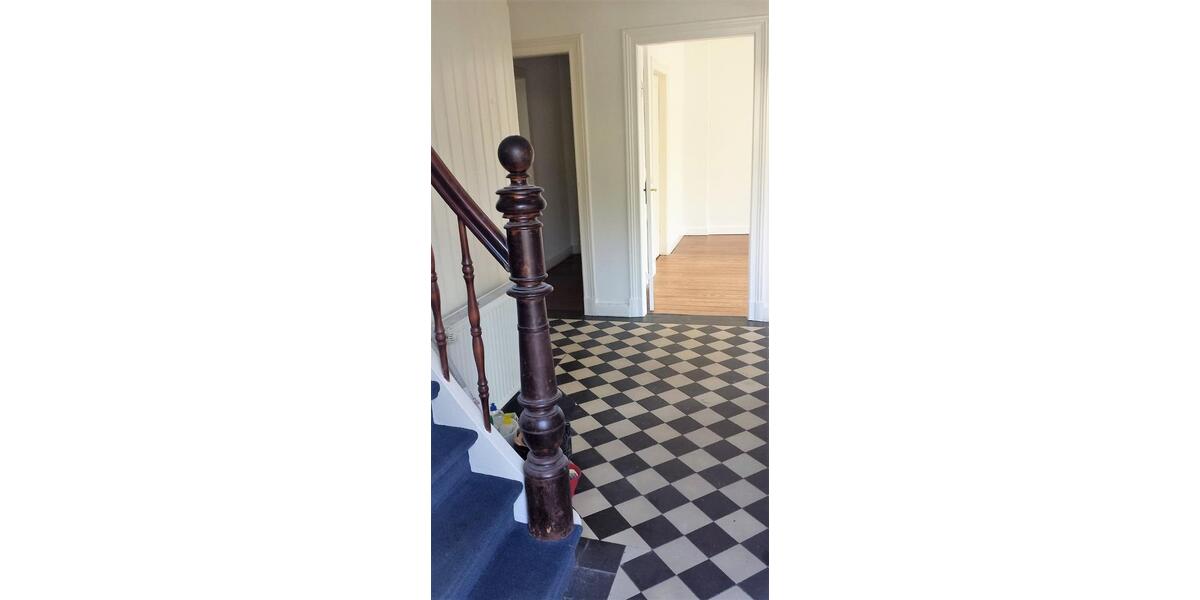 Villa Ahrensburg - 7 Zimmer, 188 m&sup2;, 3.190&euro; | Angebot:26582178