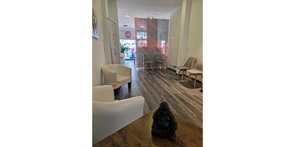 Raum Stuhlmiete UntermieterKosmetikstudioPraxis zimmer