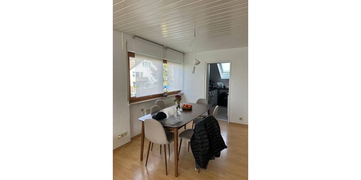 Etagenwohnung Ludwigsburg Hoheneck - 3 Zimmer, 76 m&sup2;, 1.090&euro; | Angebot:24855437