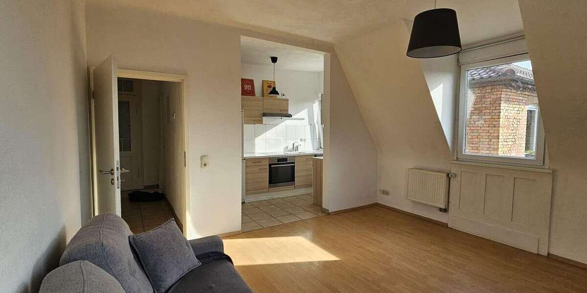 Etagenwohnung Stuttgart Bad Cannstatt - 2 Zimmer, 61 m&sup2;, 895&euro; | Angebot:26836957