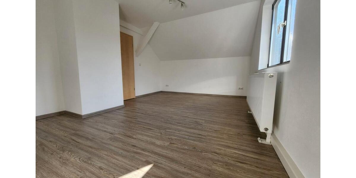 Etagenwohnung Wittighausen - 5 Zimmer, 108 m&sup2;, 950&euro; | Angebot:26676229