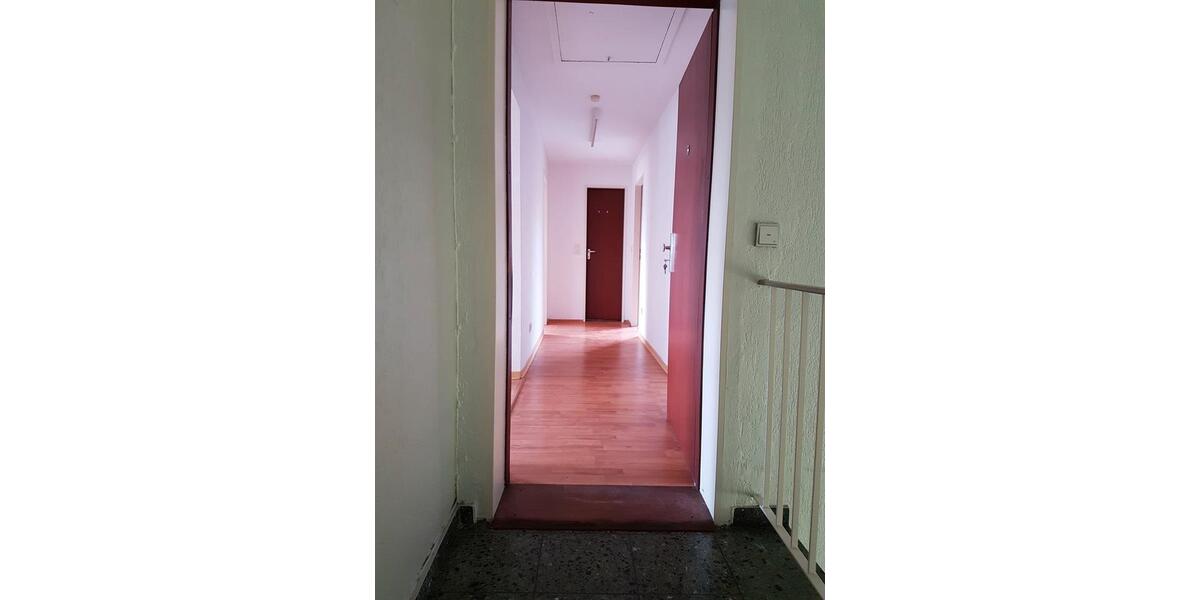 Wohnen auf Zeit Essen Stadtbezirk VI - 1 Zimmer, 14 m&sup2;, 530&euro; | Angebot:26517778
