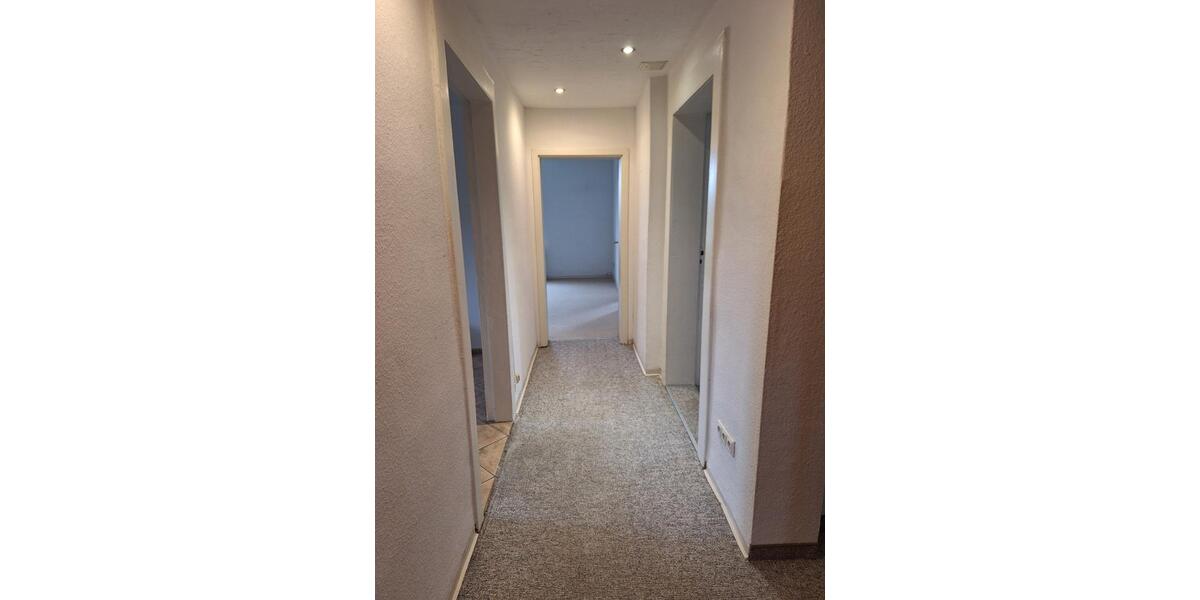 Etagenwohnung Erkner - 3 Zimmer, 94 m&sup2;, 1.000&euro; | Angebot:24677114