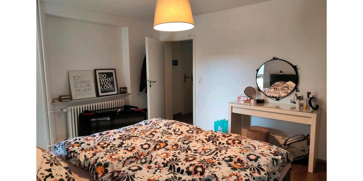 Etagenwohnung Efringen-Kirchen Kirchen - 3 Zimmer, 95 m&sup2;, 1.300&euro; | Angebot:26047537