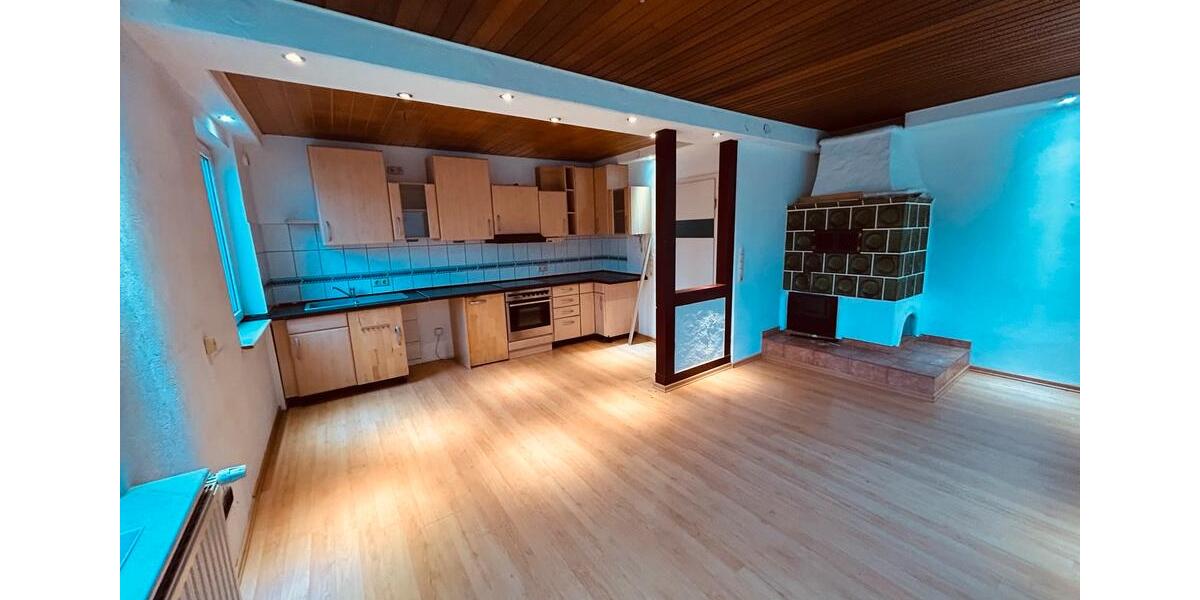 Etagenwohnung Lohr am Main - 2 Zimmer, 82 m&sup2;, 600&euro; | Angebot:25637804