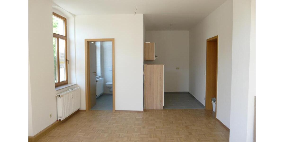 Etagenwohnung Meerane - 1 Zimmer, 34 m&sup2;, 225&euro; | Angebot:23782468