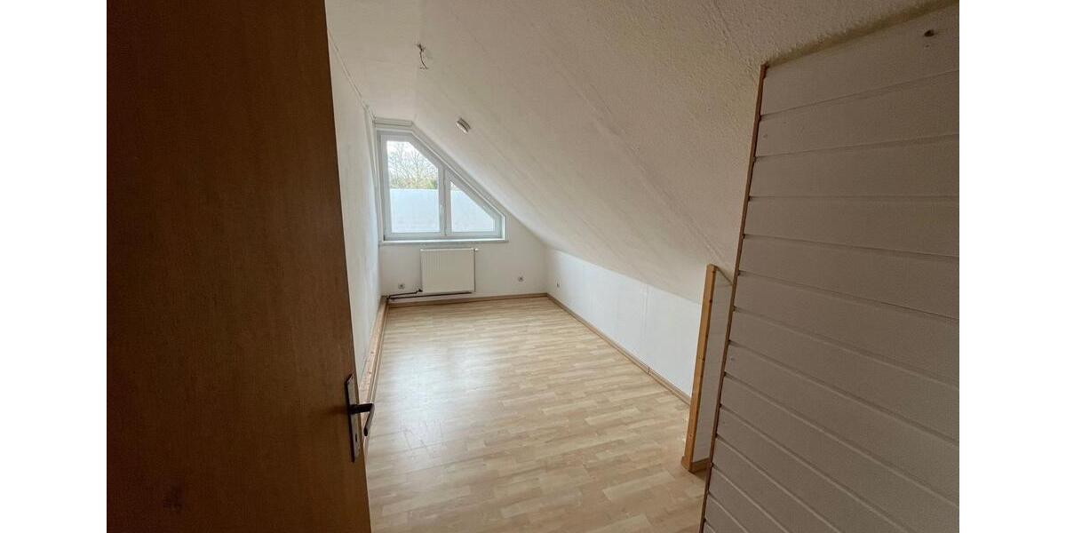 Dachgeschoßwohnung Clausthal-Zellerfeld Zellerfeld - 3 Zimmer, 59 m&sup2;, 410&euro; | Angebot:26536167