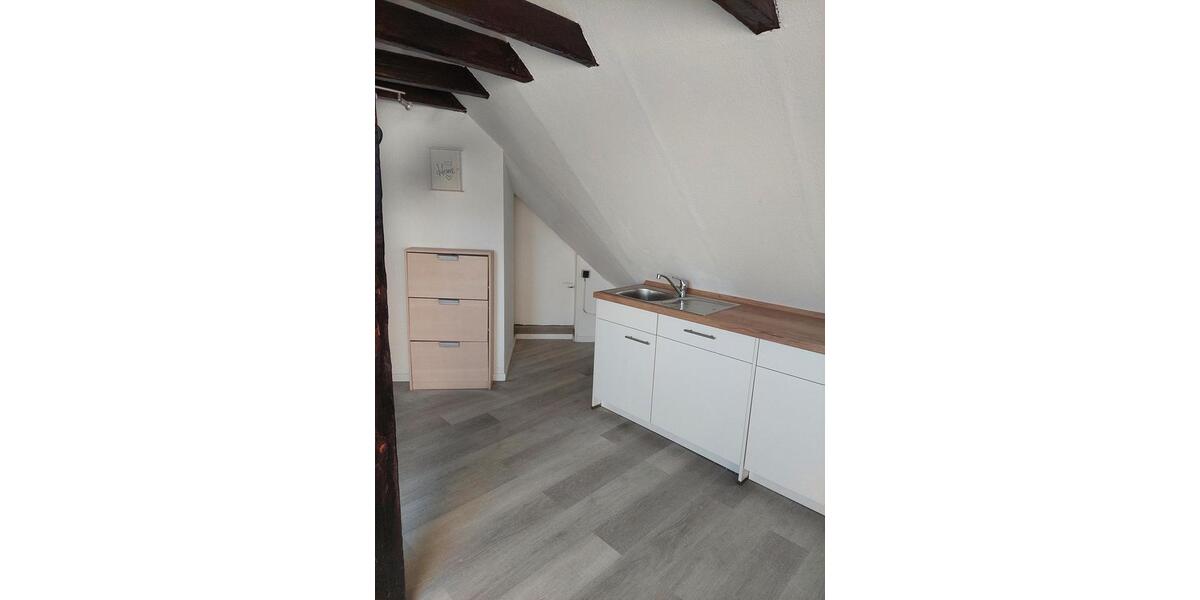 Dachgeschoßwohnung Stockstadt am Rhein - 2 Zimmer, 32 m&sup2;, 470&euro; | Angebot:24454147