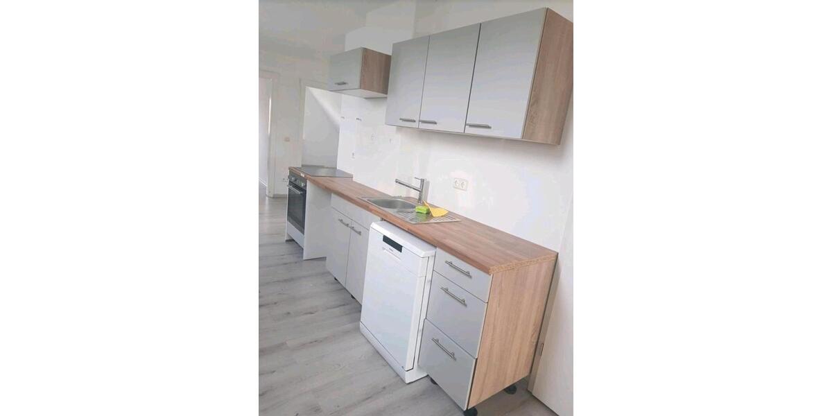 Dachgeschoßwohnung Bergen - 4 Zimmer, 100 m&sup2;, 700&euro; | Angebot:26025255