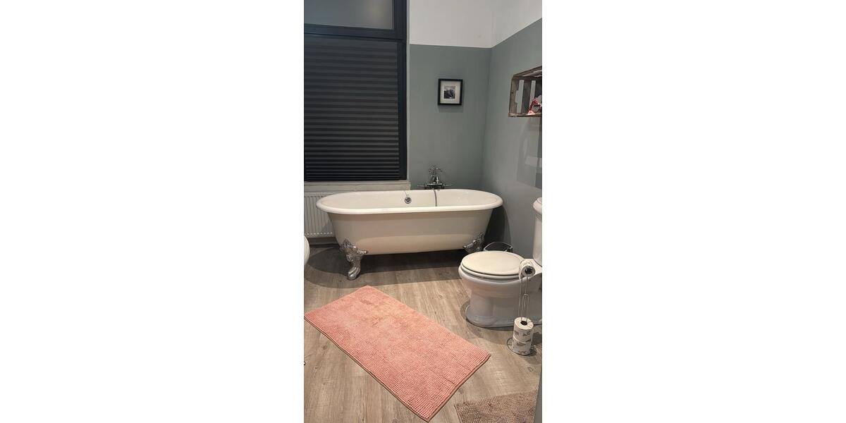 Erdgeschoßwohnung Wilhelmshaven - 3 Zimmer, 120 m&sup2;, 960&euro; | Angebot:24495059