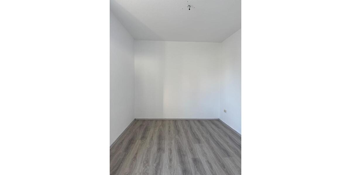 Etagenwohnung Helmstedt Offleben - 3 Zimmer, 65 m&sup2;, 400&euro; | Angebot:26193986