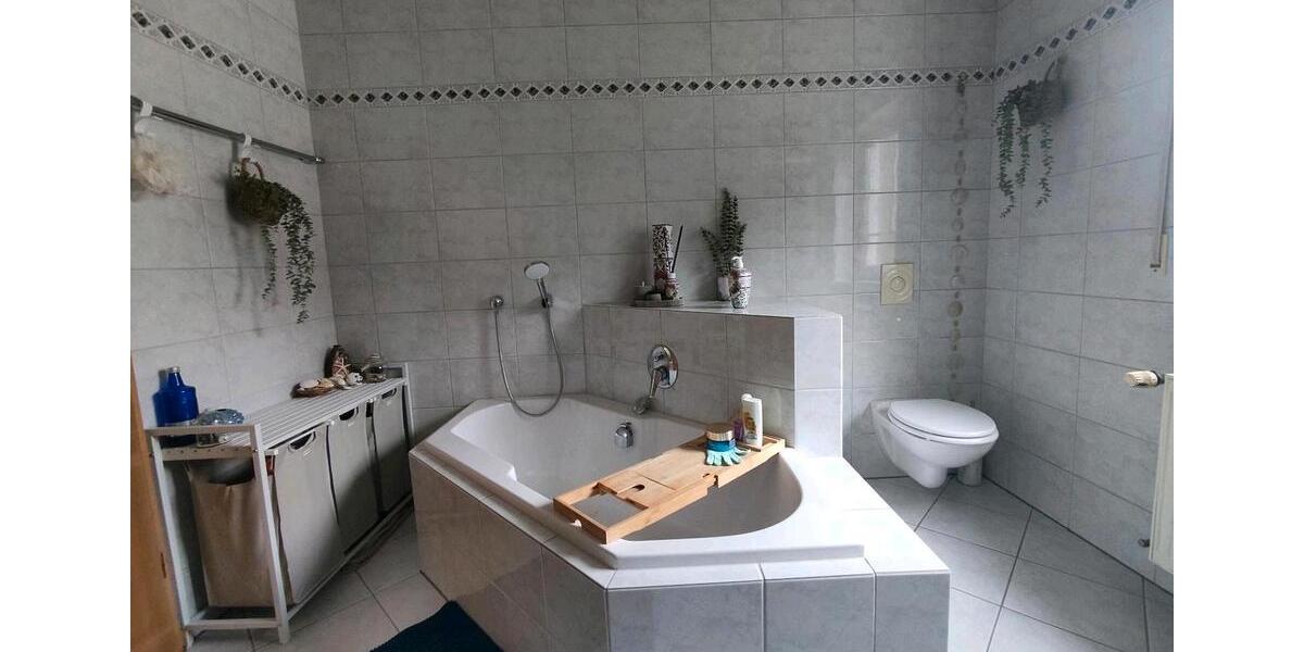 Wohnen auf Zeit Sulzbach-Rosenberg Rosenberg - 3 Zimmer, 114 m&sup2;, 500&euro; | Angebot:26228926