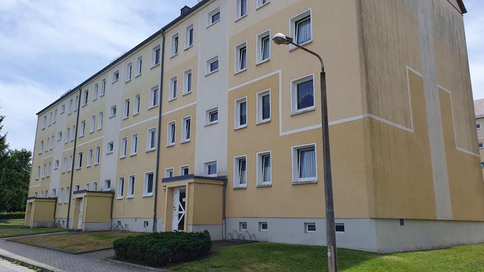 Etagenwohnung Neukirch/Lausitz Lausitz - 3 Zimmer, 63 m&sup2;, 320&euro; | Angebot:26381224