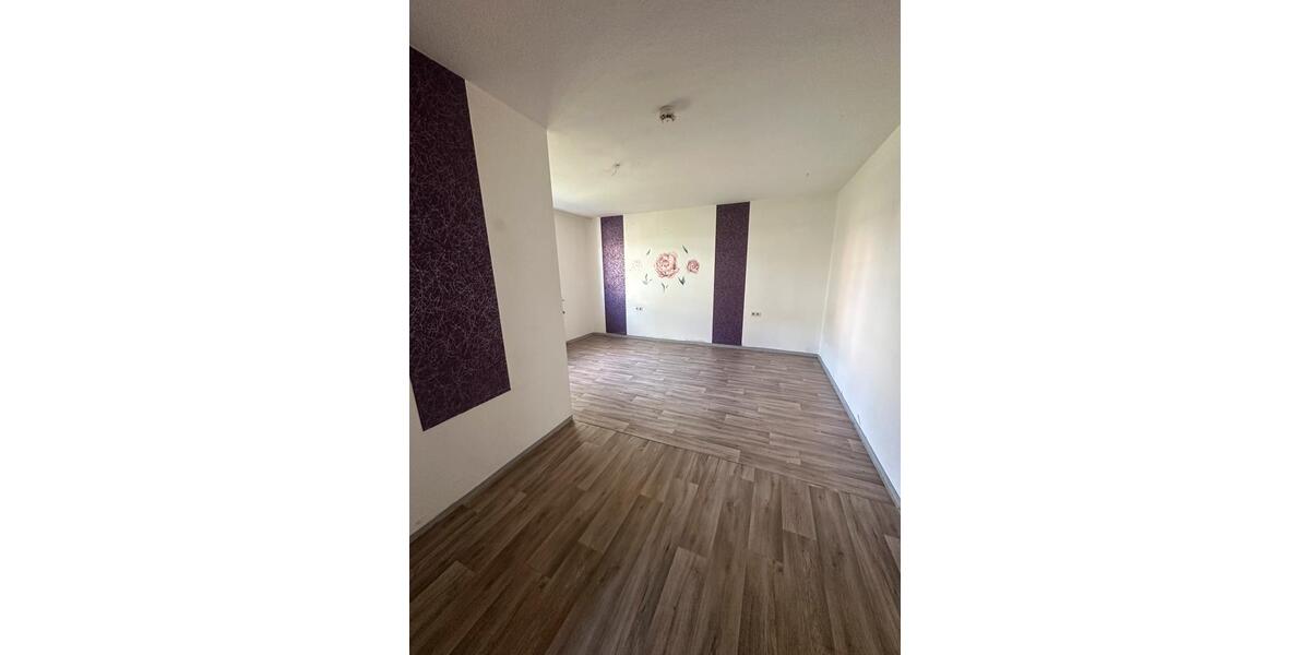 Etagenwohnung Siegen Kaan-Marienborn - 5 Zimmer, 109 m&sup2;, 980&euro; | Angebot:25784068