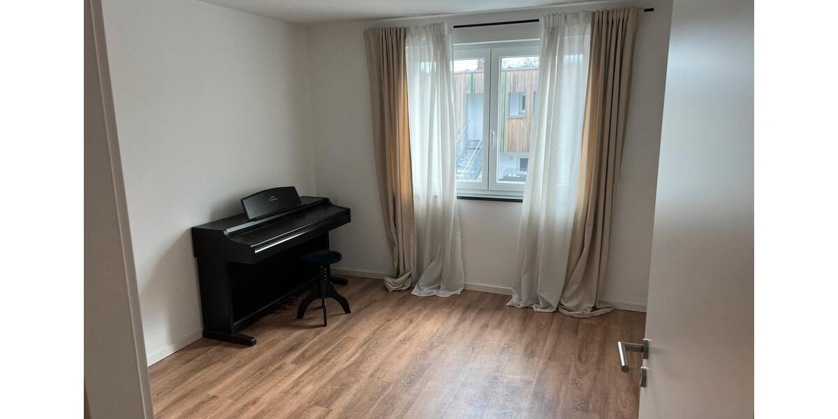 Etagenwohnung Marktoberdorf - 3 Zimmer, 90 m&sup2;, 1.484&euro; | Angebot:24980495