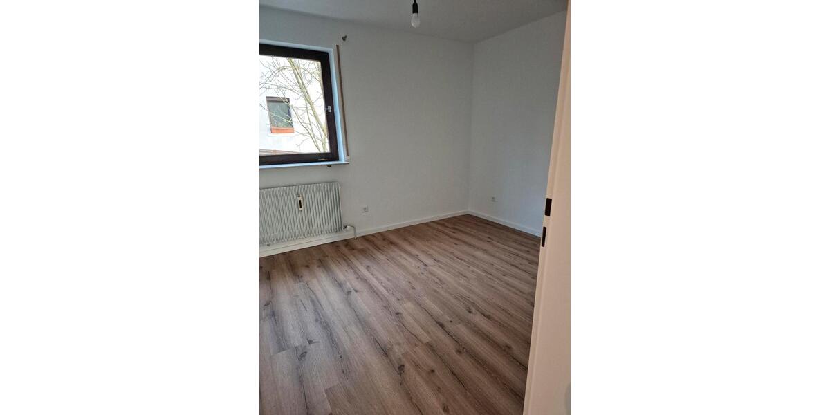 Erdgeschoßwohnung Untergruppenbach - 3 Zimmer, 78 m&sup2;, 950&euro; | Angebot:24795737