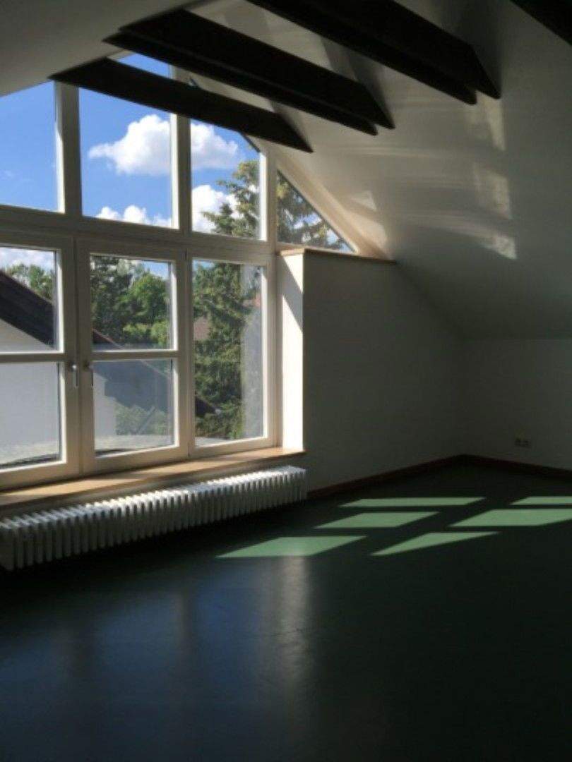 Erstbezug nach Renovierung - Stilvolle Doppelhaushälfte in Krailling 7 zimmer