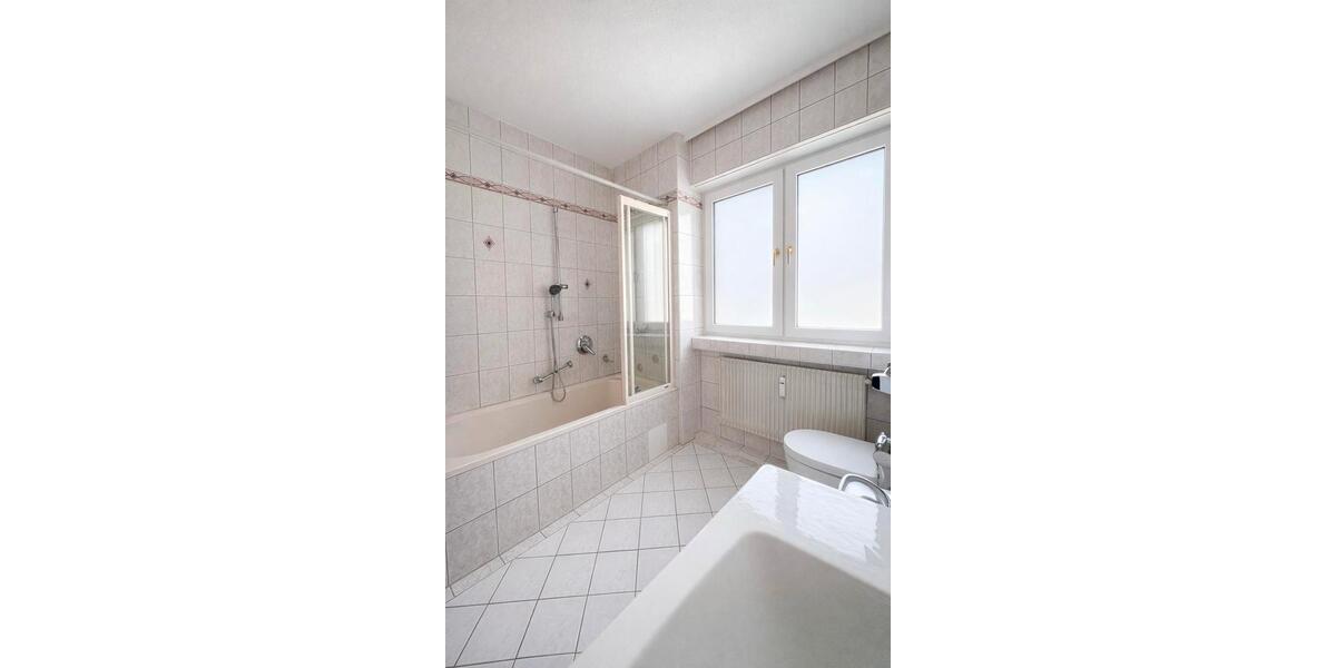 Einfamilienhaus Bad Kissingen - 4 Zimmer, 108 m&sup2;, 1.050&euro; | Angebot:25628938