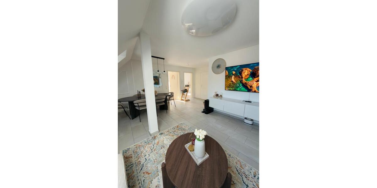 Dachgeschoßwohnung Wächtersbach - 3 Zimmer, 85 m&sup2;, 850&euro; | Angebot:25764400