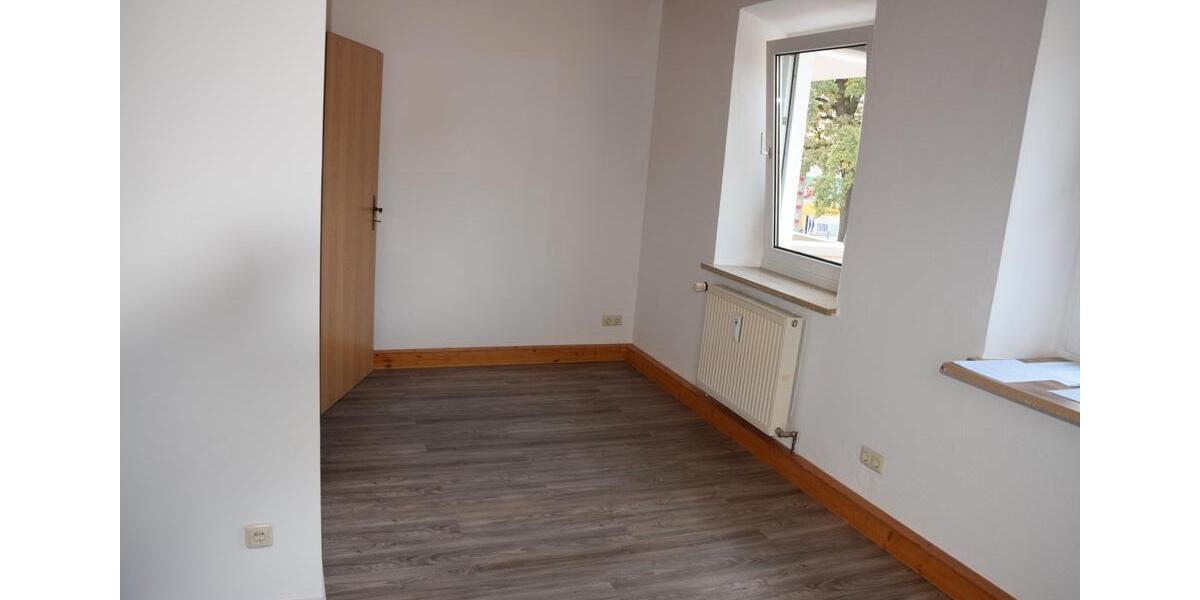 Etagenwohnung Aichach - 3 Zimmer, 94 m&sup2;, 1.150&euro; | Angebot:26416507
